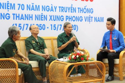 Tọa đàm kỷ niệm 70 năm ngày truyền thống lực lượng Thanh niên xung phong Việt Nam