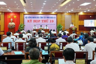 Khai mạc kỳ họp thứ 9 HĐND tỉnh khóa IX, nhiệm kỳ 2016-2021