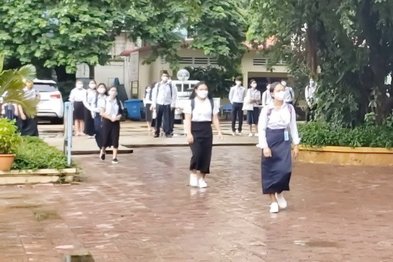 Campuchia mở cửa trở lại các trường học