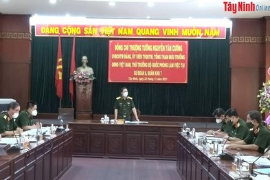 Tổng Tham mưu trưởng QĐND Việt Nam kiểm tra tại Sư đoàn 5