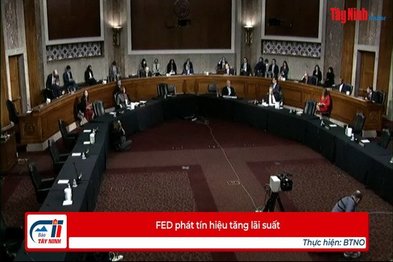 FED phát tín hiệu tăng lãi suất