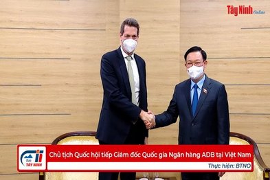 Chủ tịch Quốc hội tiếp Giám đốc Quốc gia Ngân hàng ADB tại Việt Nam