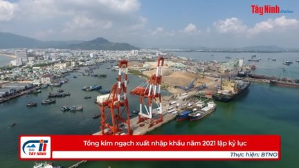 Tổng kim ngạch xuất nhập khẩu năm 2021 lập kỷ lục