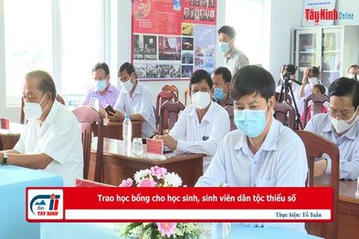 Trao học bổng cho học sinh, sinh viên dân tộc thiểu số