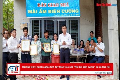 Hội Bảo trợ vì người nghèo tỉnh Tây Ninh trao nhà 