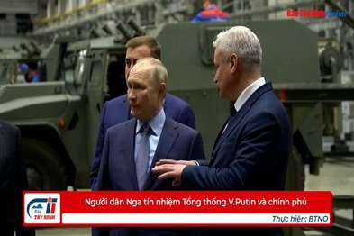 Người dân Nga tín nhiệm Tổng thống V.Putin và chính phủ