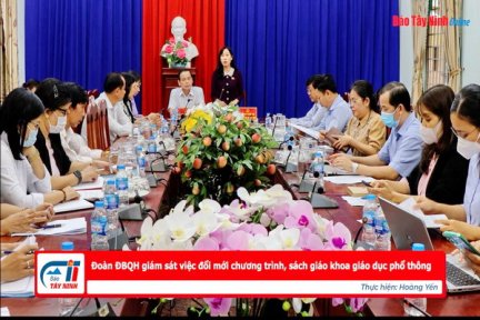 Đoàn ĐBQH giám sát việc đổi mới chương trình, sách giáo khoa giáo dục phổ thông