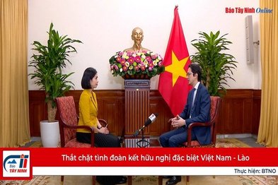 Thắt chặt tình đoàn kết hữu nghị đặc biệt Việt Nam - Lào