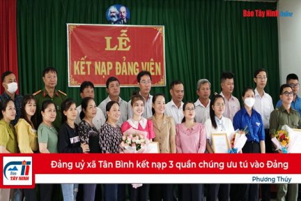 Đảng uỷ xã Tân Bình kết nạp 3 quần chúng ưu tú vào Đảng