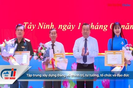 Tập trung xây dựng Đảng về chính trị, tư tưởng, tổ chức và đạo đức