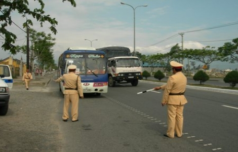 Tháng 8.2012: TNGT giảm trên cả 3 mặt