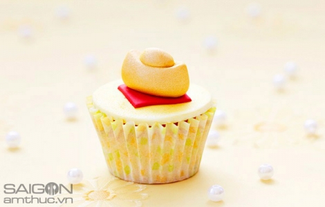 Bí quyết làm cupcake thỏi vàng đón tài lộc ngày đầu năm