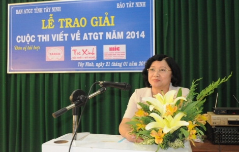 Tổng kết và trao giải cuộc thi viết về an toàn giao thông năm 2014