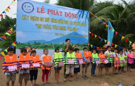 Tây Ninh: Phát động xây dựng bến phà và tuyến sông “An toàn, văn minh, văn hóa”