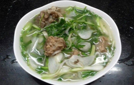 Thơm ngọt canh sườn củ cải