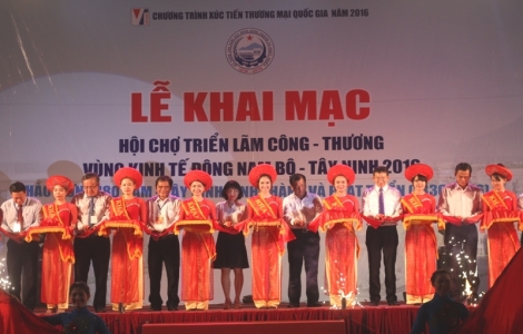 Khai mạc Hội chợ triển lãm Công Thương vùng kinh tế Đông Nam Bộ- Tây Ninh 2016