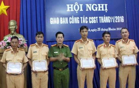 Công an Tây Ninh tổ chức giao ban công tác CSGT