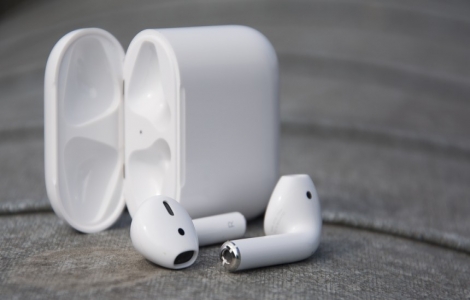 Tai nghe Airpods của Apple: Em đang trôi về đâu?