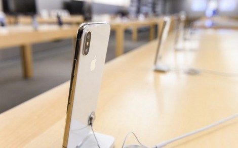 iPhone X cũ bán được giá nhất