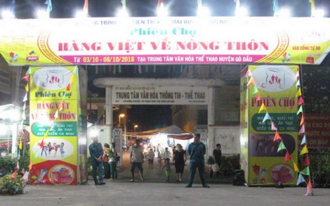 Khai mạc phiên chợ “Hàng Việt về nông thôn” tại Gò Dầu