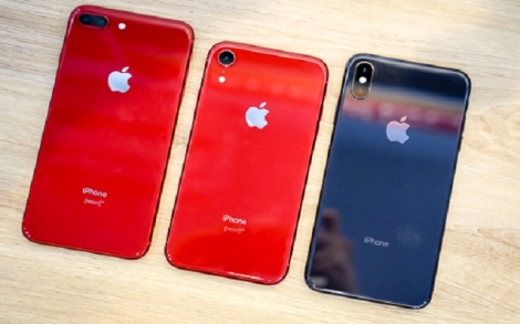 Giá iPhone XS Max hàng xách tay giảm hơn triệu đồng trong một tuần