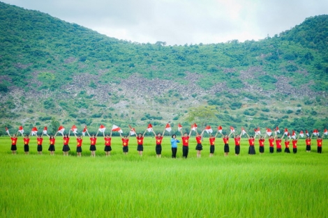 Xây dựng Đoàn là góp phần xây dựng Đảng