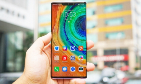 Huawei Mate 30 Pro giảm giá 7 triệu đồng