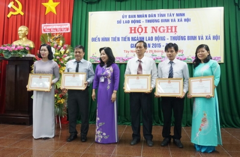 Hội nghị Điển hình tiên tiến ngành Lao động-Thương binh và Xã hội giai đoạn 2015-2020