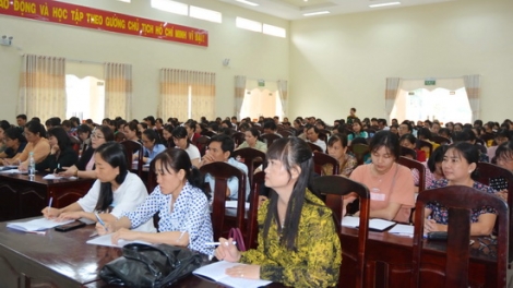 Châu Thành: Hơn 200 cán bộ được bồi dưỡng kiến thức quốc phòng và an ninh