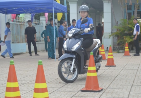 Hòa Thành: Tập huấn kỹ năng lái xe an toàn cho đoàn viên, thanh niên