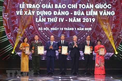 Giải Búa liềm vàng năm 2020: Lấy tích cực đẩy lùi tiêu cực