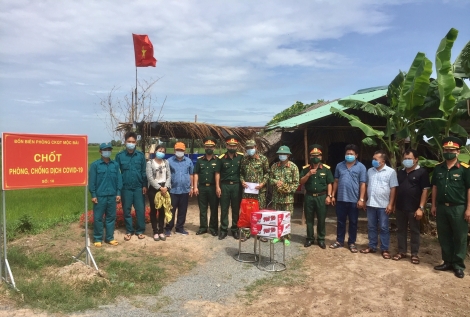 Hoà Thành: Thăm, động viên cán bộ làm nhiệm vụ phòng, chống dịch tuyến biên giới