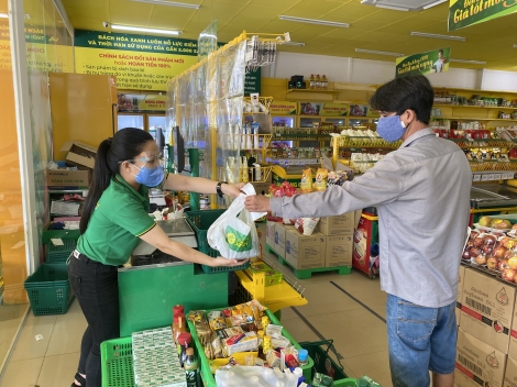 Thực hiện niêm yết giá và bán đúng giá niêm yết