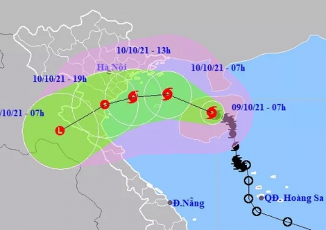 Bão số 7 giật cấp 11 vào vịnh Bắc Bộ, đổi hướng di chuyển hướng vào nước ta