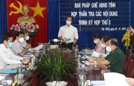 Ban Pháp chế HĐND tỉnh họp thẩm tra các nội dung trình kỳ họp thứ 2