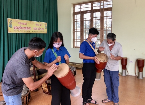 Phát động phong trào thi đua thực hiện thắng lợi nhiệm vụ phát triển kinh tế - xã hội, đảm bảo quốc phòng - an ninh năm 2022