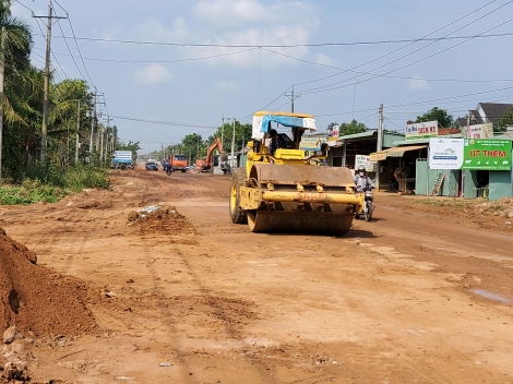 Khẩn trương tái khởi động các dự án sau tết