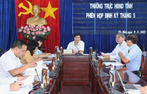 Thường trực HĐND tỉnh họp phiên định kỳ tháng 5 năm 2022