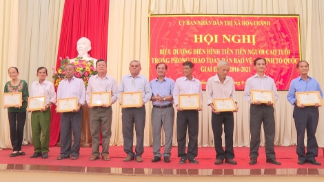 Hoà Thành: Biểu dương điển hình tiên tiến trong phong trào ''Toàn dân bảo vệ an ninh Tổ quốc''