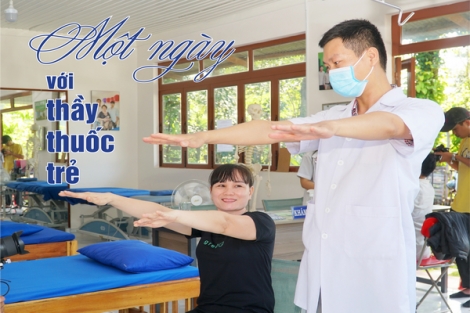 Một ngày với thầy thuốc trẻ