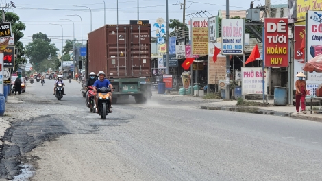 Tiếp tục quan tâm đầu tư hạ tầng giao thông