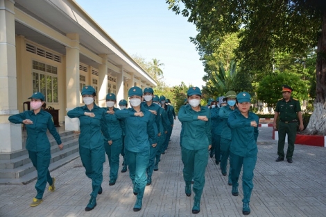 Những nữ dân quân “hai giỏi” ở Châu Thành