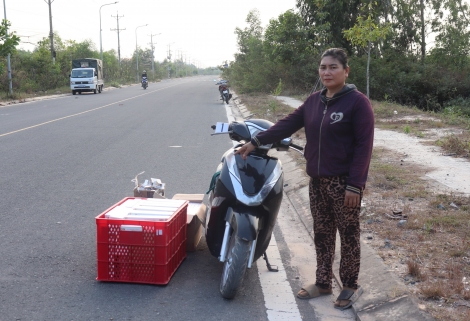 Công an huyện Bến Cầu: Bắt đối tượng vận chuyển hàng cấm