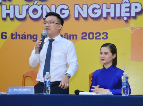 “Học sinh hãy chọn ngành nghề vì tương lai của mình”