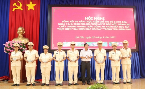 Gò Dầu: Tổng kết 5 năm thực hiện phong trào "CAND học tập, thực hiện 6 điều Bác Hồ dạy"