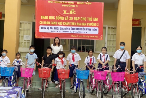 “Tiếp sức đến trường” cho học sinh có hoàn cảnh khó khăn trên địa bàn phường 3