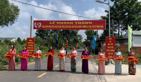 Lòng yêu nước, khát vọng phát triển đất nước phồn vinh là truyền thống tốt đẹp của dân tộc Việt Nam