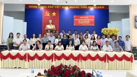 Khối thi đua các phòng Tài chính - Kế hoạch huyện, thị xã, thành phố tổng kết thi đua năm 2022