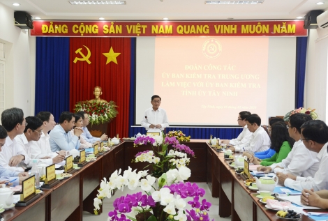 Thực hành văn hoá Đảng