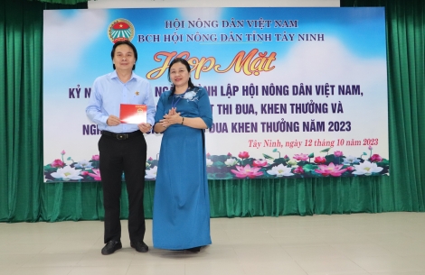 Ðoàn kết, thống nhất xây dựng tổ chức Hội trong sạch, vững mạnh